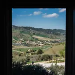 Colle Serrano Relais & Gospodarstwo agroturystyczne Ripatransone