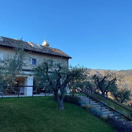 Colle Serrano Relais & Farm stay *