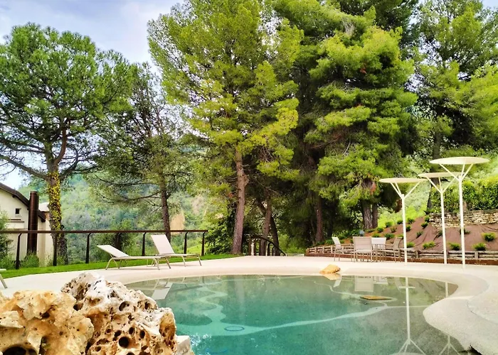 农家乐 Colle Serrano Relais & 里帕特兰索内