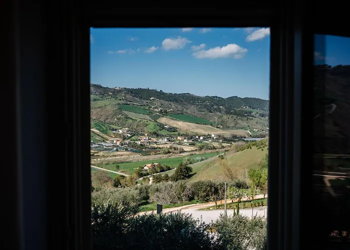 Colle Serrano Relais & 农家乐 里帕特兰索内