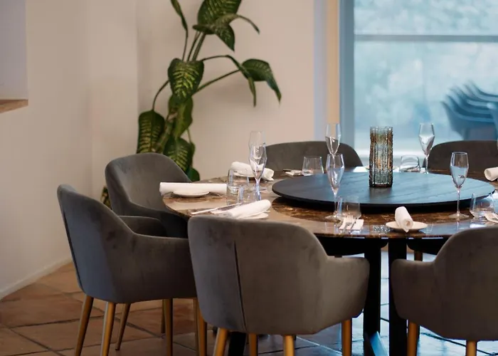 Colle Serrano Relais & 里帕特兰索内